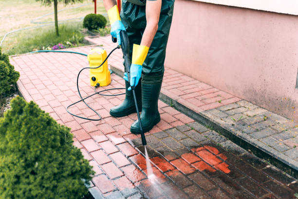 Best Sidewalk Pressure Washing  in Goldendale, WA